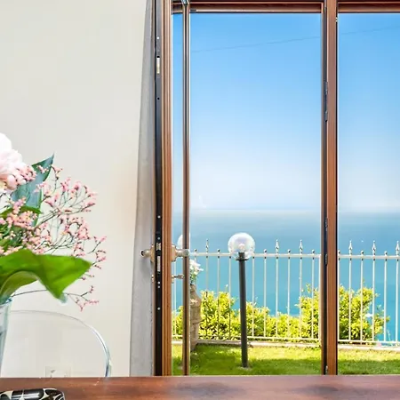 Orizzonte Damare Apartment Volastra